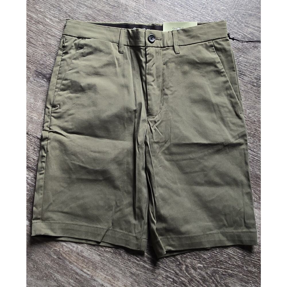 Men’s Goodfellow & Co Military Green Tech Dress Shorts On Seam Zipper Waist 28”